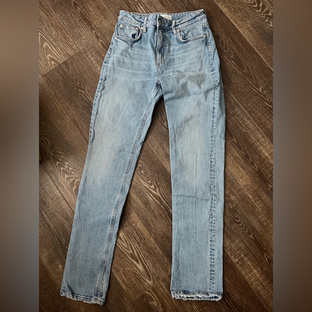 NWOT Zara Mom Jeans with leg slits